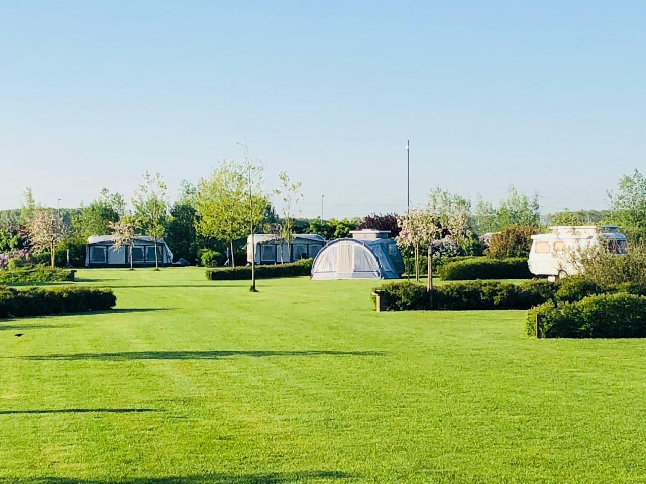 Vakantie Appartementen De Bonte Kraai Raamsdonk Esterno foto