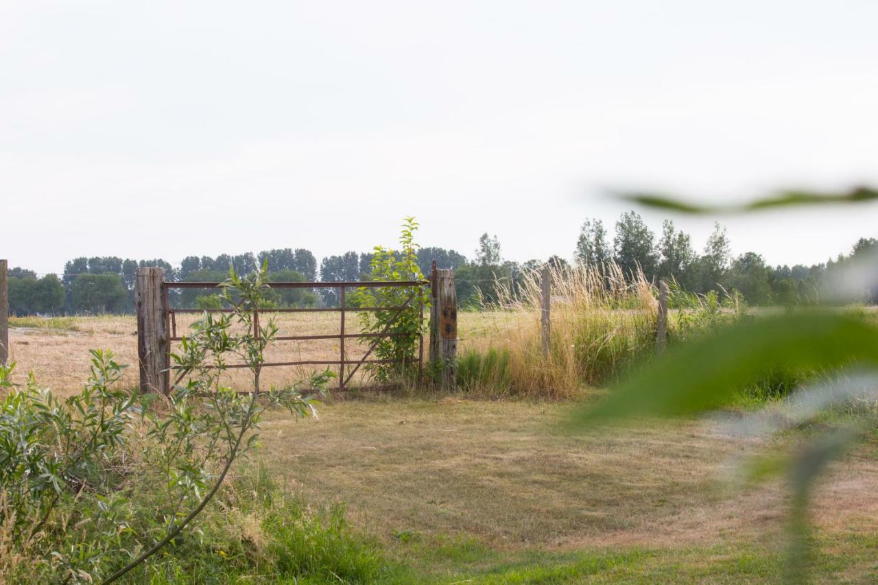 Vakantie Appartementen De Bonte Kraai Raamsdonk Esterno foto