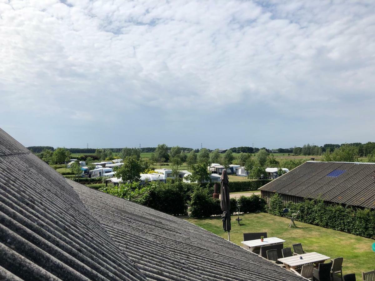 Vakantie Appartementen De Bonte Kraai Raamsdonk Esterno foto