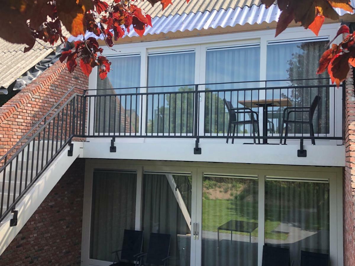 Vakantie Appartementen De Bonte Kraai Raamsdonk Esterno foto